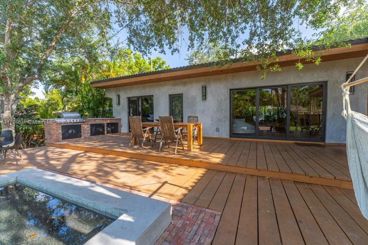 Real estate property located at 105 92nd St, Miami-dade, Miami Shores Sec 6, Miami Shores, FL