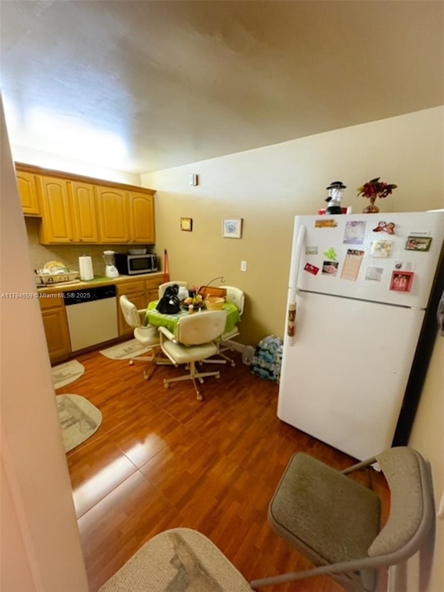 Real estate property located at 4881 22ND ST A7, Broward, Castle Garden Apartments, Lauderhill, FL