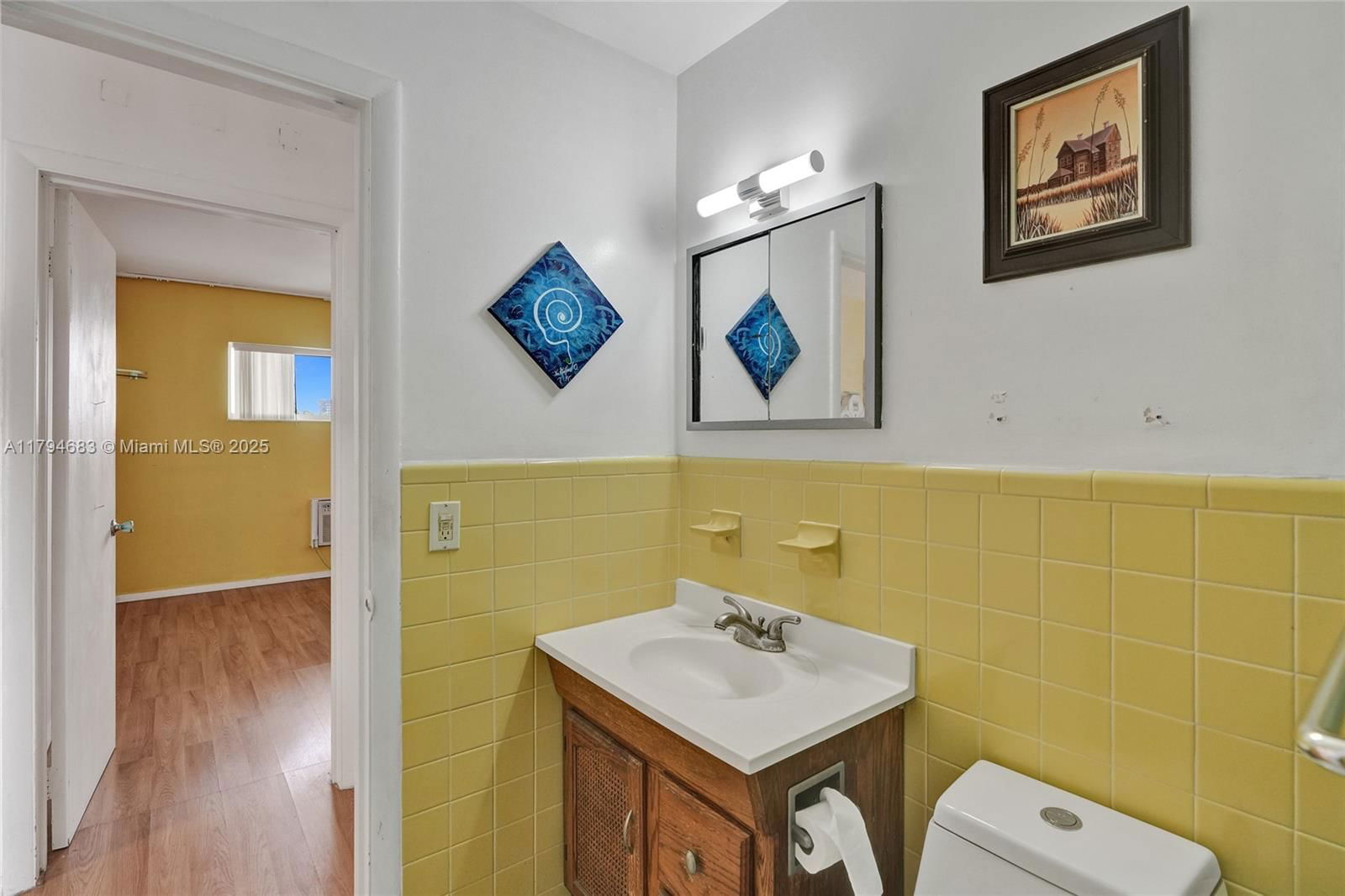 Real estate property located at 13105 Ixora Ct #319, Miami-dade, Keystone Arms Condo, North Miami, FL
