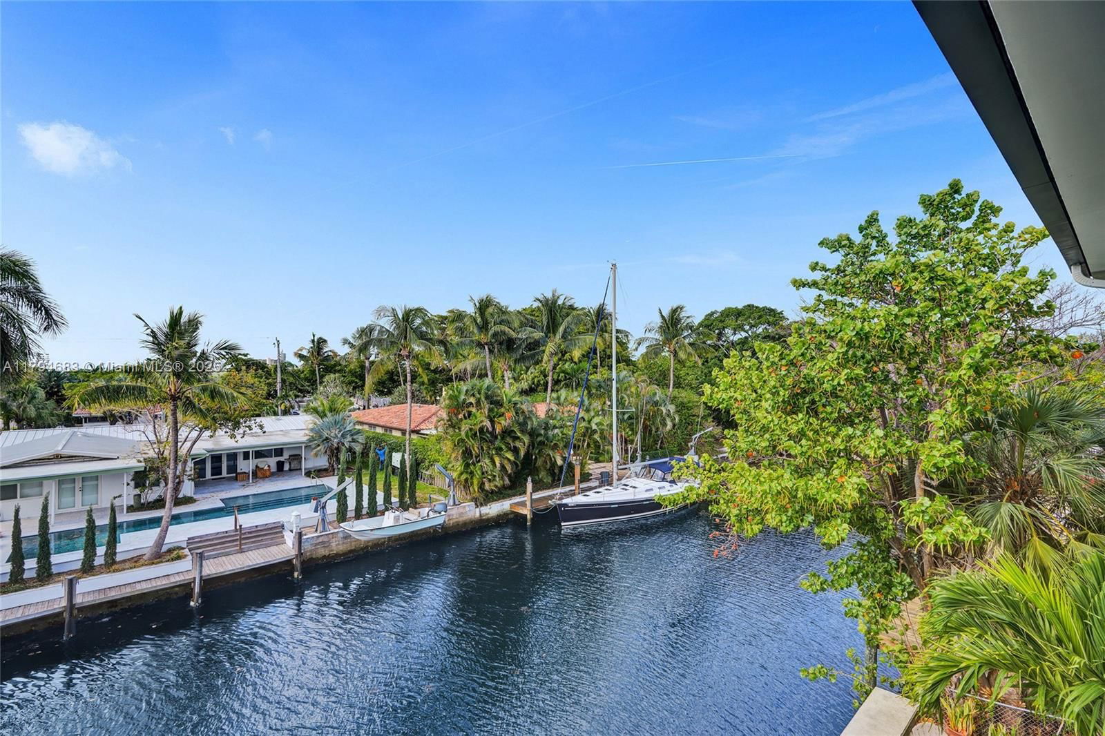 Real estate property located at 13105 Ixora Ct #319, Miami-dade, Keystone Arms Condo, North Miami, FL