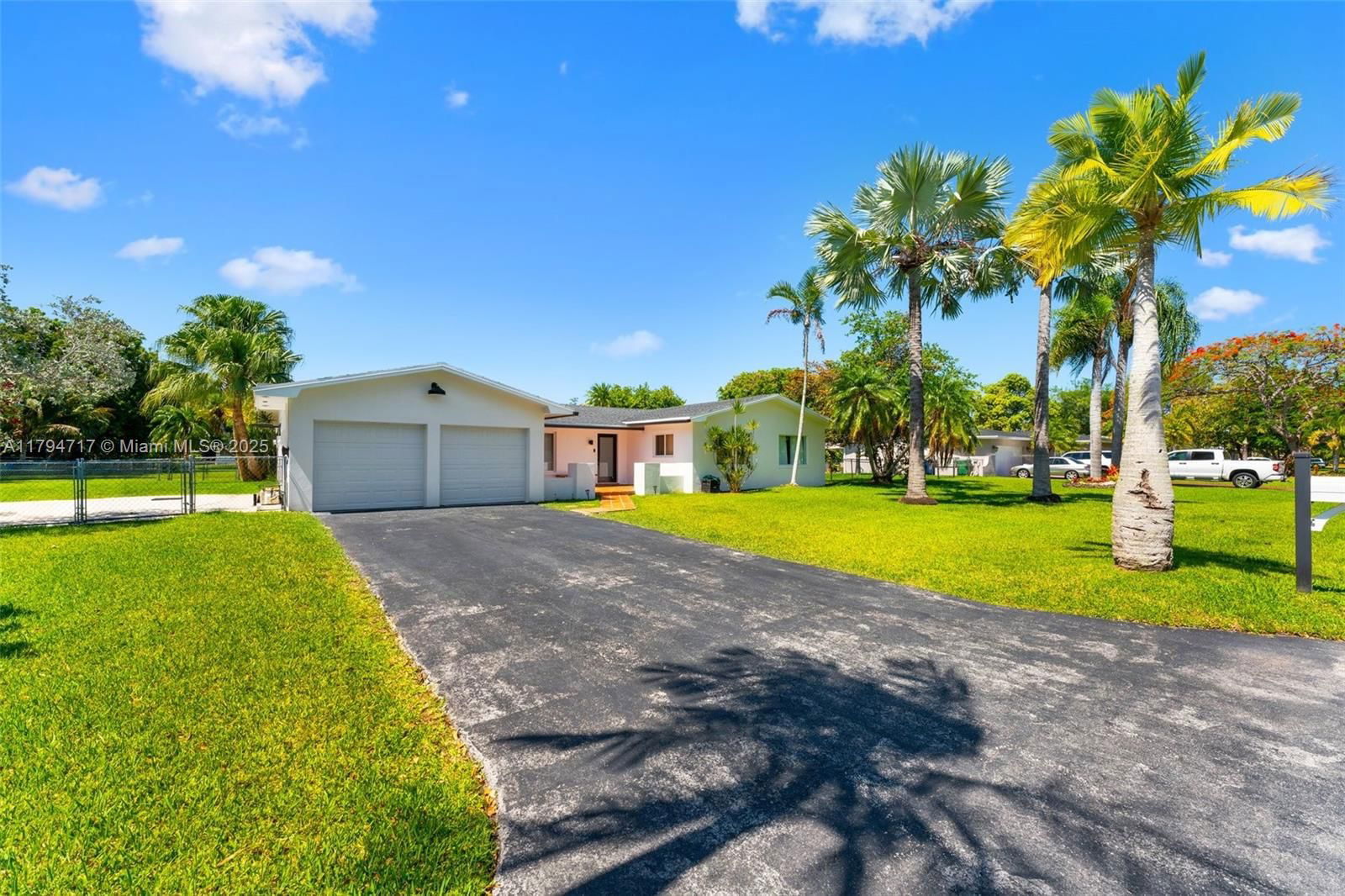 Real estate property located at 8885 182nd Ter, Miami-dade, Section Twenty Bel Aire, Palmetto Bay, FL