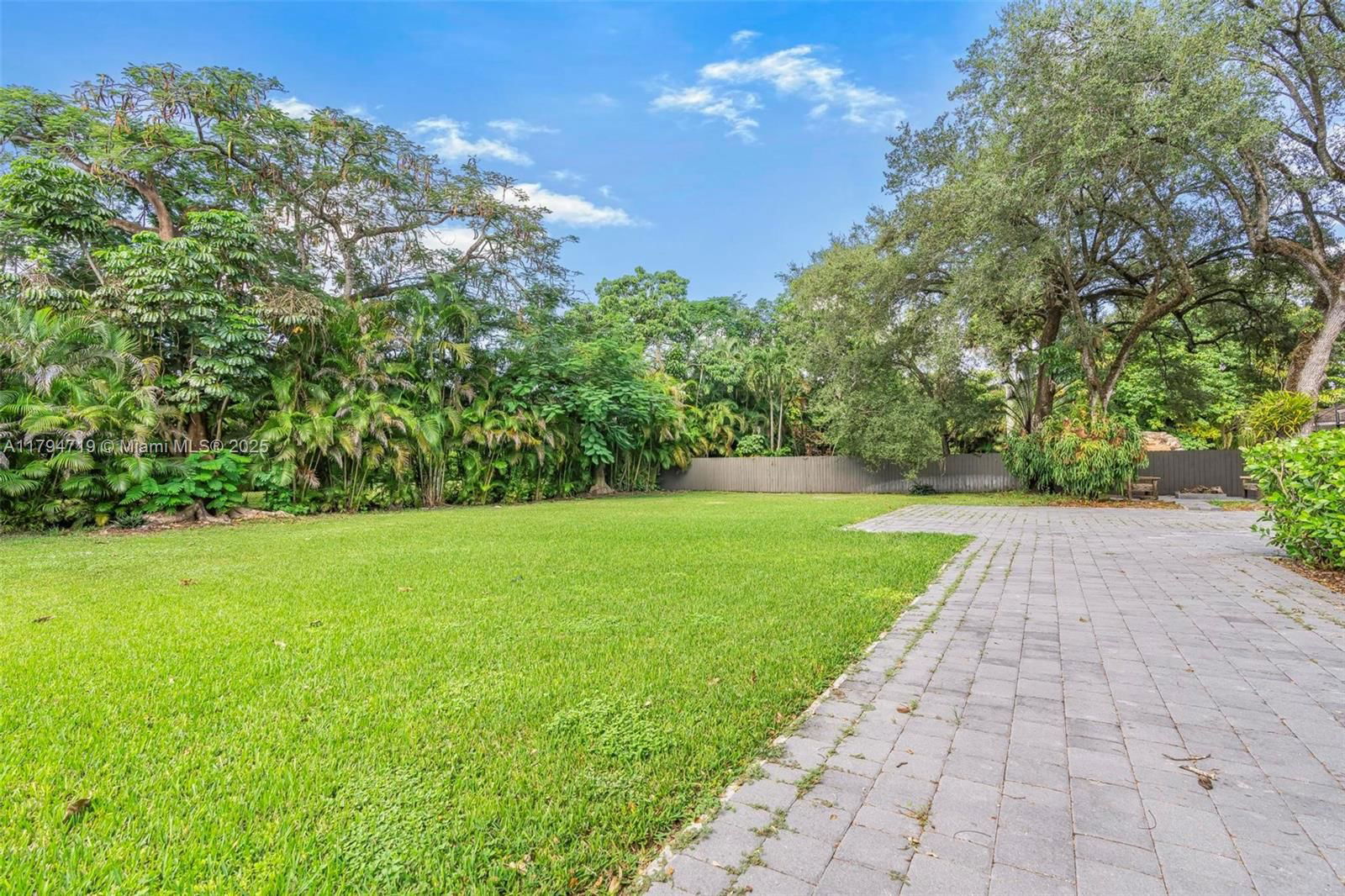 Real estate property located at 6830 69th Ave, Miami-dade, Palm Miami Amd, Miami, FL