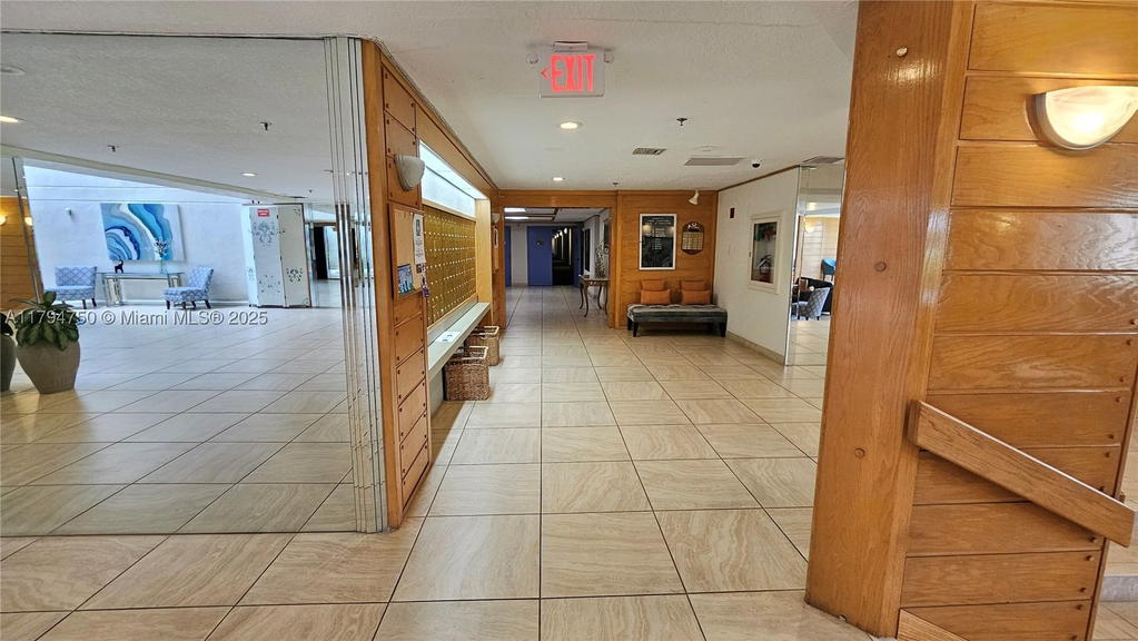 Real estate property located at 16300 Golf Club Rd #315, Broward, Country Club Apts At, Weston, FL