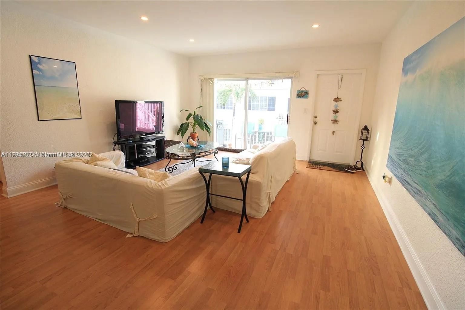 Real estate property located at 9260 Bay Harbor Ter #22, Miami-dade, Southern Star Condo, Bay Harbor Islands, FL