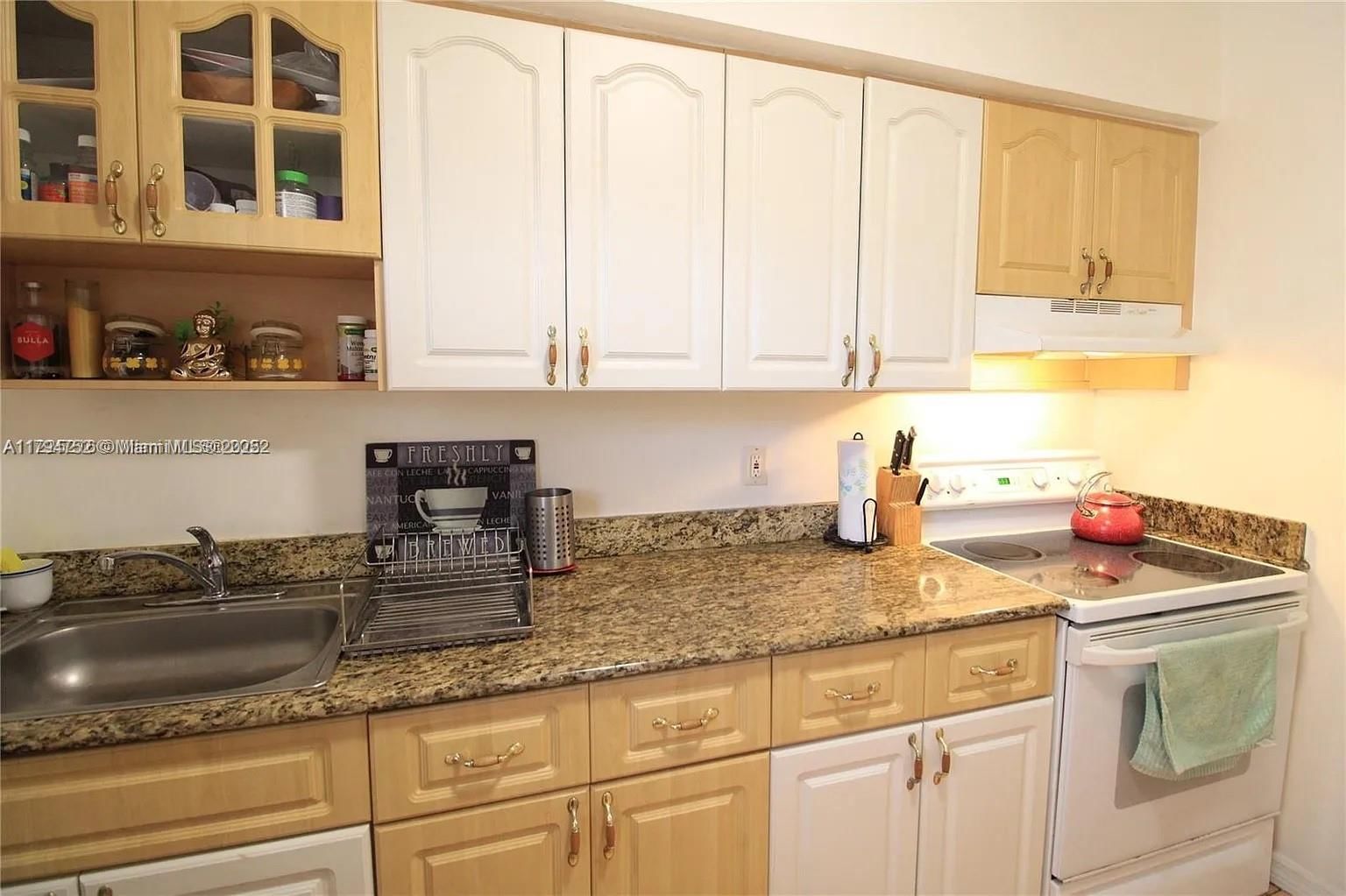 Real estate property located at 9260 Bay Harbor Ter #22, Miami-dade, Southern Star Condo, Bay Harbor Islands, FL