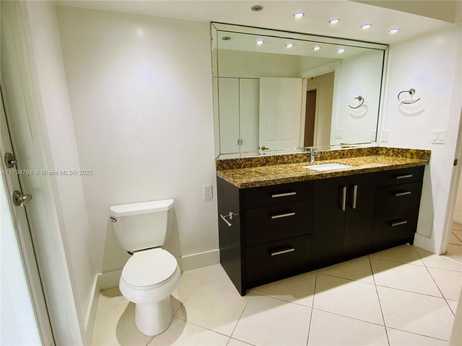 Real estate property located at 8701 191st St, Miami-dade, Whispering Pines Estates, Cutler Bay, FL