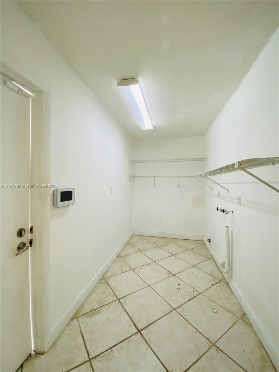 Real estate property located at 8701 191st St, Miami-dade, Whispering Pines Estates, Cutler Bay, FL