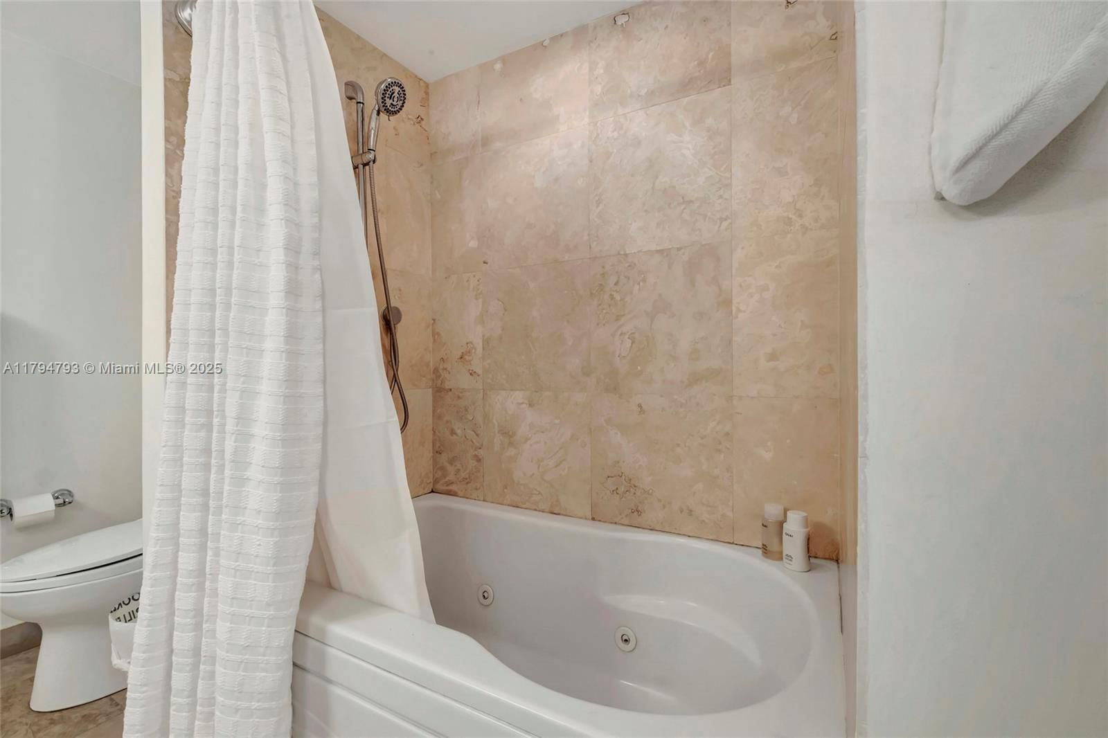 Real estate property located at 41 5th St #1210, Miami-dade, Brickell On The River S T, Miami, FL