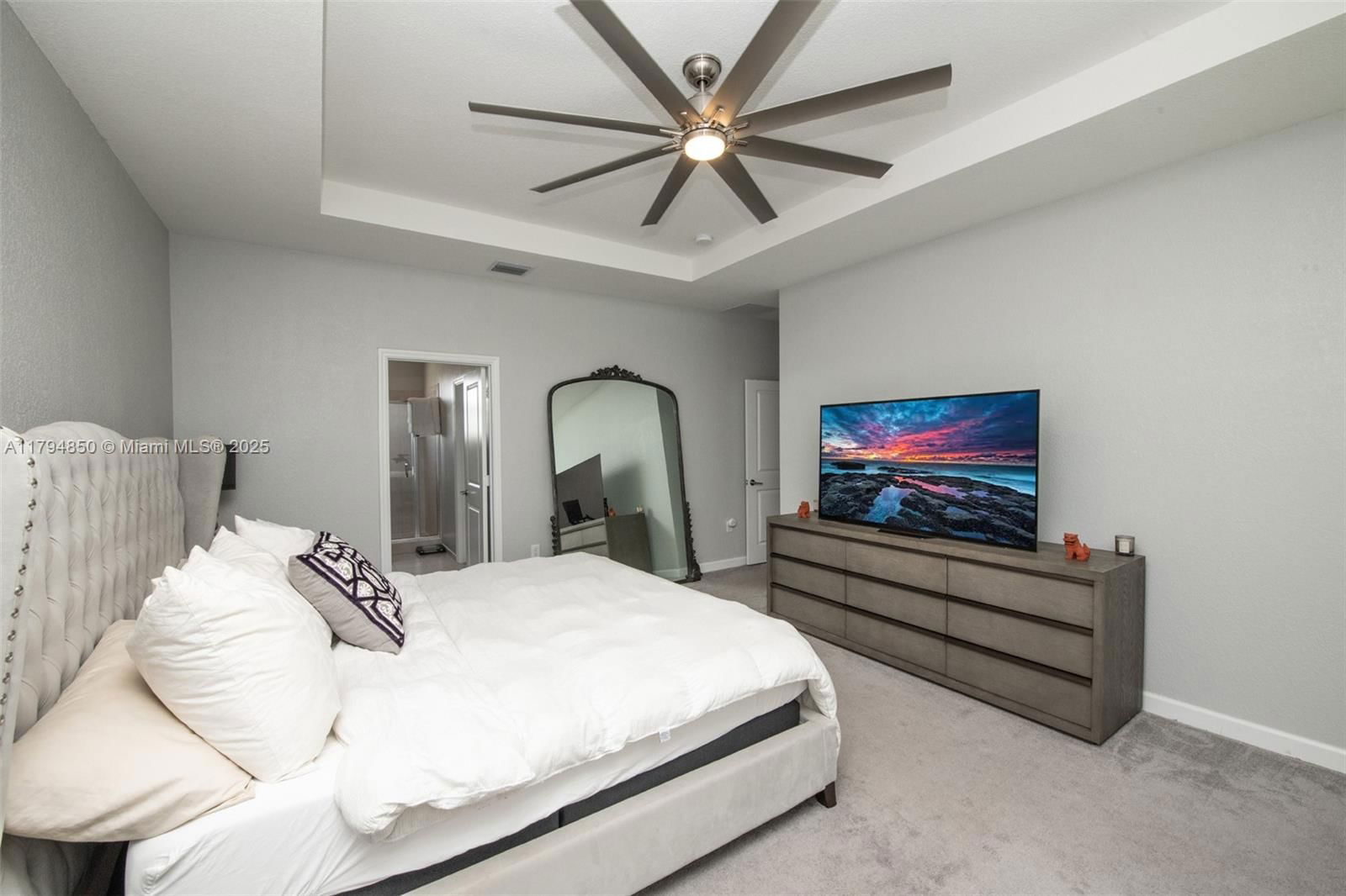 Real estate property located at 2575 2nd St, Miami-dade, Kingman Commons, Homestead, FL