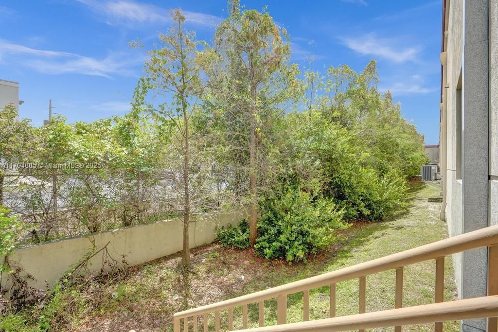 Real estate property located at 2960 23rd Ter #101, Broward, Dania Beach, FL