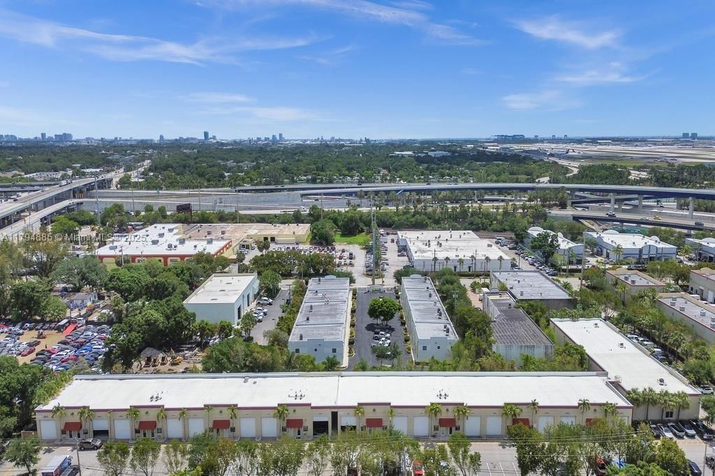 Real estate property located at 2960 23rd Ter #101, Broward, Dania Beach, FL
