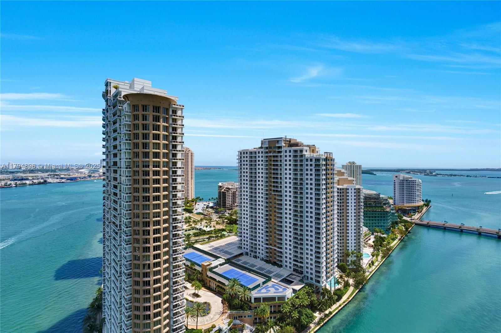 Real estate property located at 465 Brickell Ave #2801, Miami-dade, Iconbrickell Condo No 1, Miami, FL