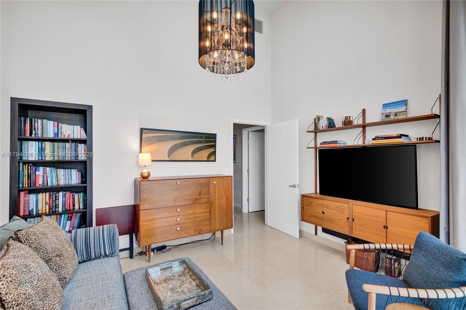 Real estate property located at 465 Brickell Ave #2801, Miami-dade, Iconbrickell Condo No 1, Miami, FL