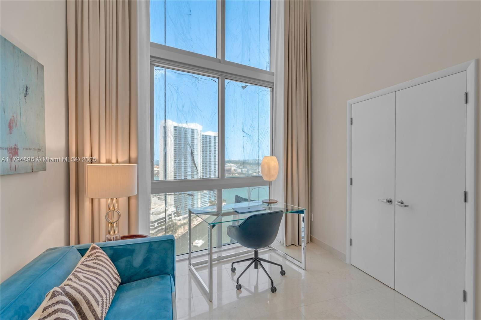 Real estate property located at 465 Brickell Ave #2801, Miami-dade, Iconbrickell Condo No 1, Miami, FL