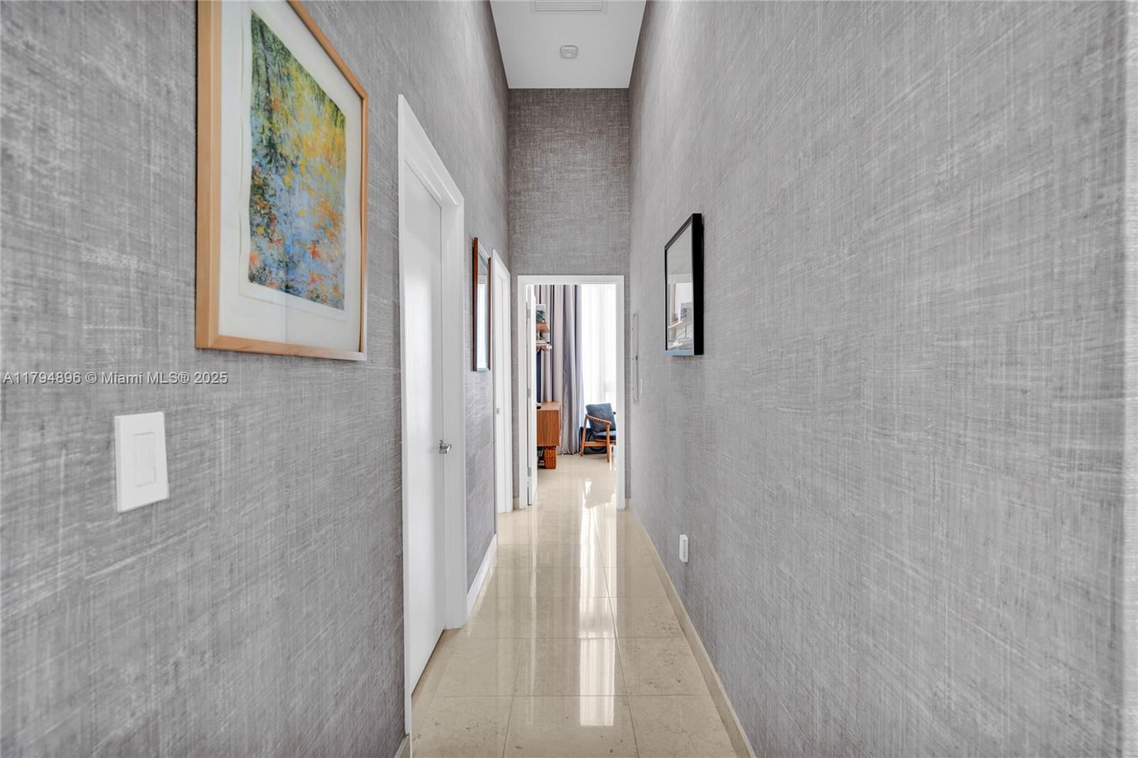 Real estate property located at 465 Brickell Ave #2801, Miami-dade, Iconbrickell Condo No 1, Miami, FL