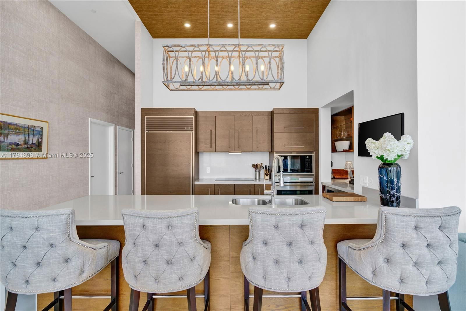 Real estate property located at 465 Brickell Ave #2801, Miami-dade, Iconbrickell Condo No 1, Miami, FL