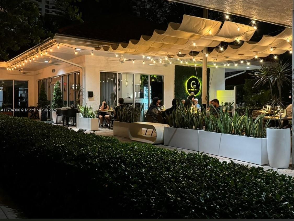 Real estate property located at 3500 Mystic Pointe Drive #2108, Miami-dade, Mystic Pointe Tower 400 C, Aventura, FL