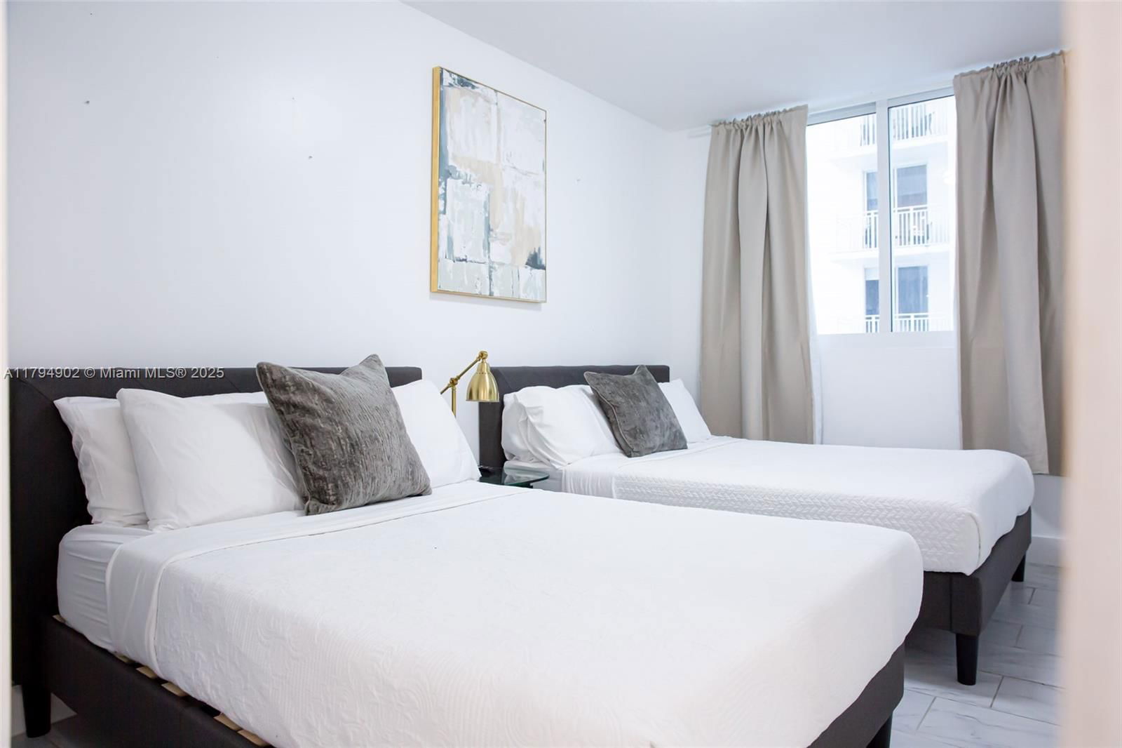 Real estate property located at 170 14th St #1605, Miami-dade, The Sail Condo, Miami, FL