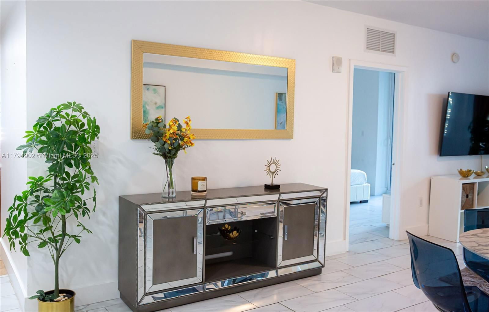 Real estate property located at 170 14th St #1605, Miami-dade, The Sail Condo, Miami, FL