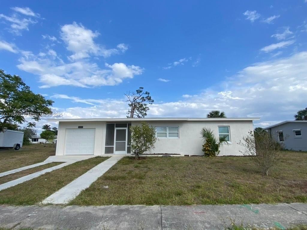 Real estate property located at 22011 CATHERINE, Charlotte, Port Charlotte, Port Charlotte, FL