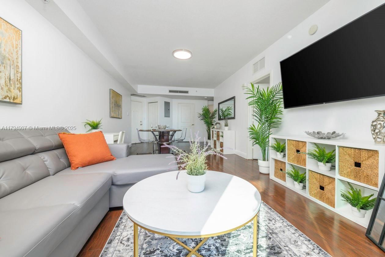 Real estate property located at 170 14th St #1905, Miami-dade, The Sail Condo, Miami, FL