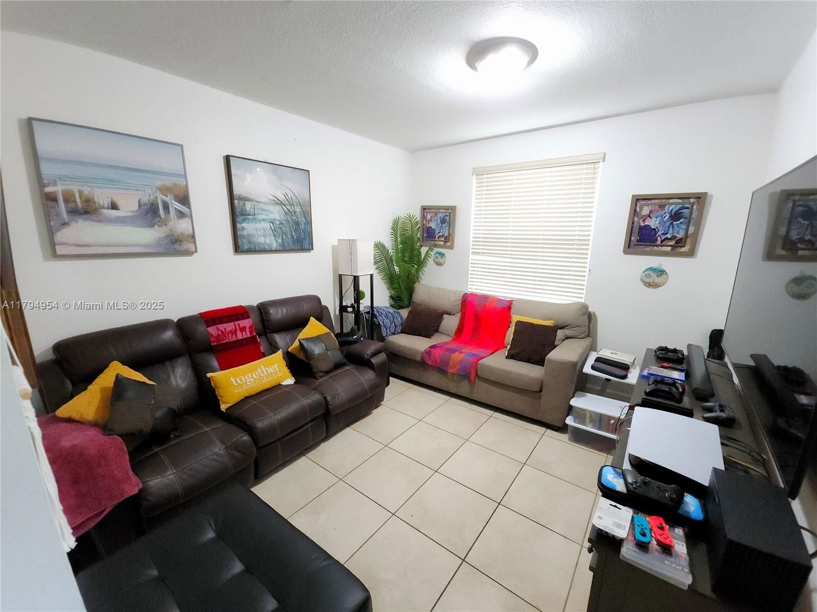 Real estate property located at 3064 1st Dr #3, Miami-dade, Fiji Condo No 3, Homestead, FL