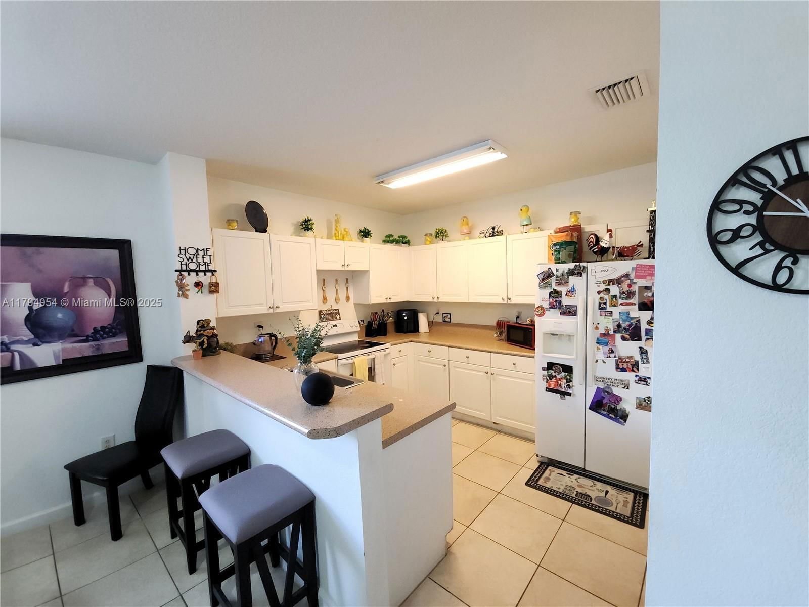 Real estate property located at 3064 1st Dr #3, Miami-dade, Fiji Condo No 3, Homestead, FL