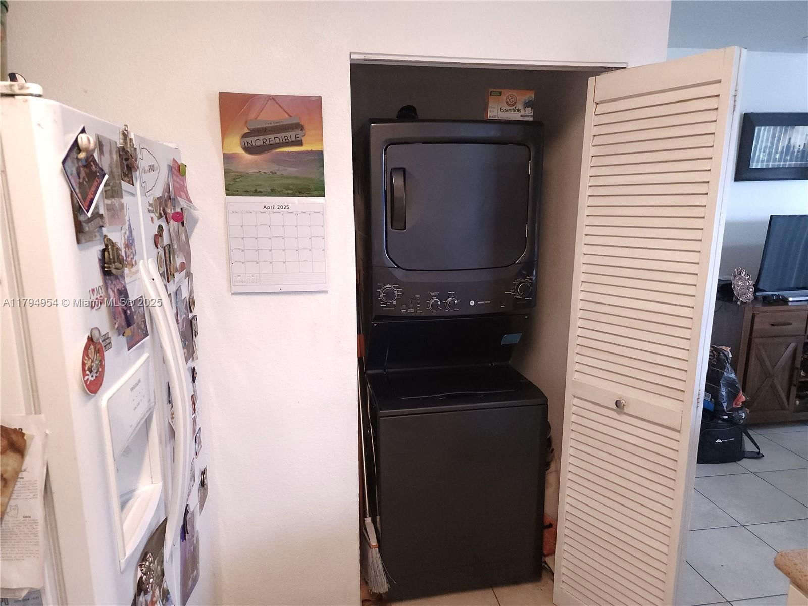 Real estate property located at 3064 1st Dr #3, Miami-dade, Fiji Condo No 3, Homestead, FL