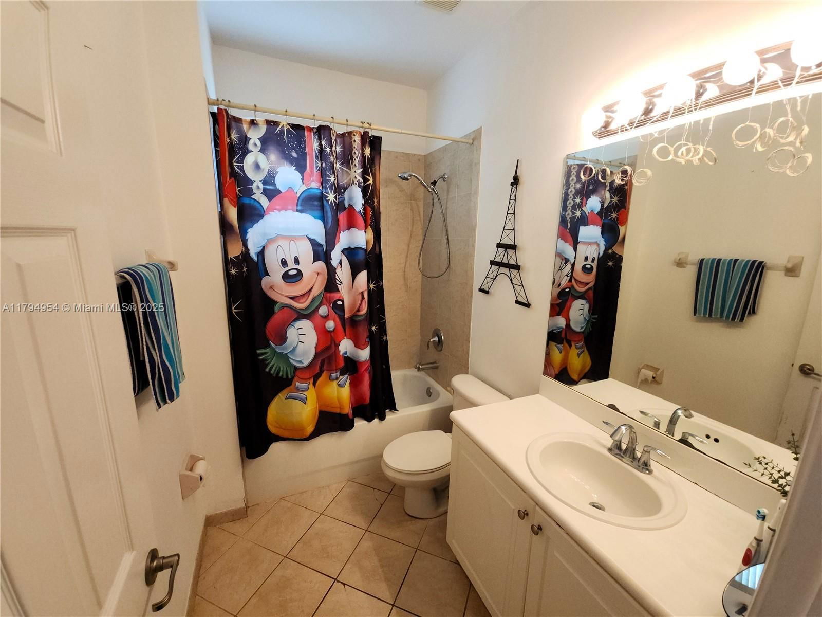 Real estate property located at 3064 1st Dr #3, Miami-dade, Fiji Condo No 3, Homestead, FL