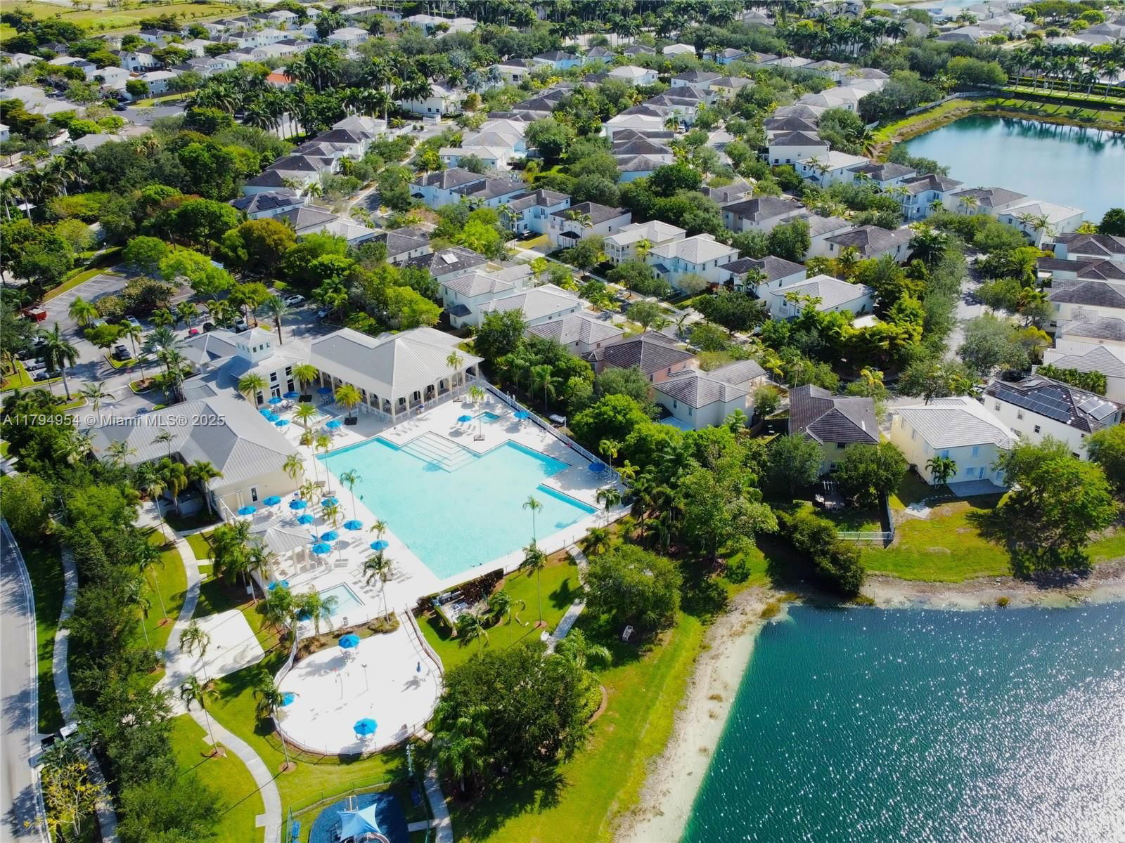 Real estate property located at 3064 1st Dr #3, Miami-dade, Fiji Condo No 3, Homestead, FL