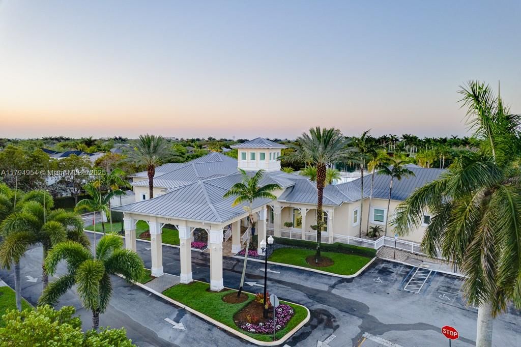 Real estate property located at 3064 1st Dr #3, Miami-dade, Fiji Condo No 3, Homestead, FL