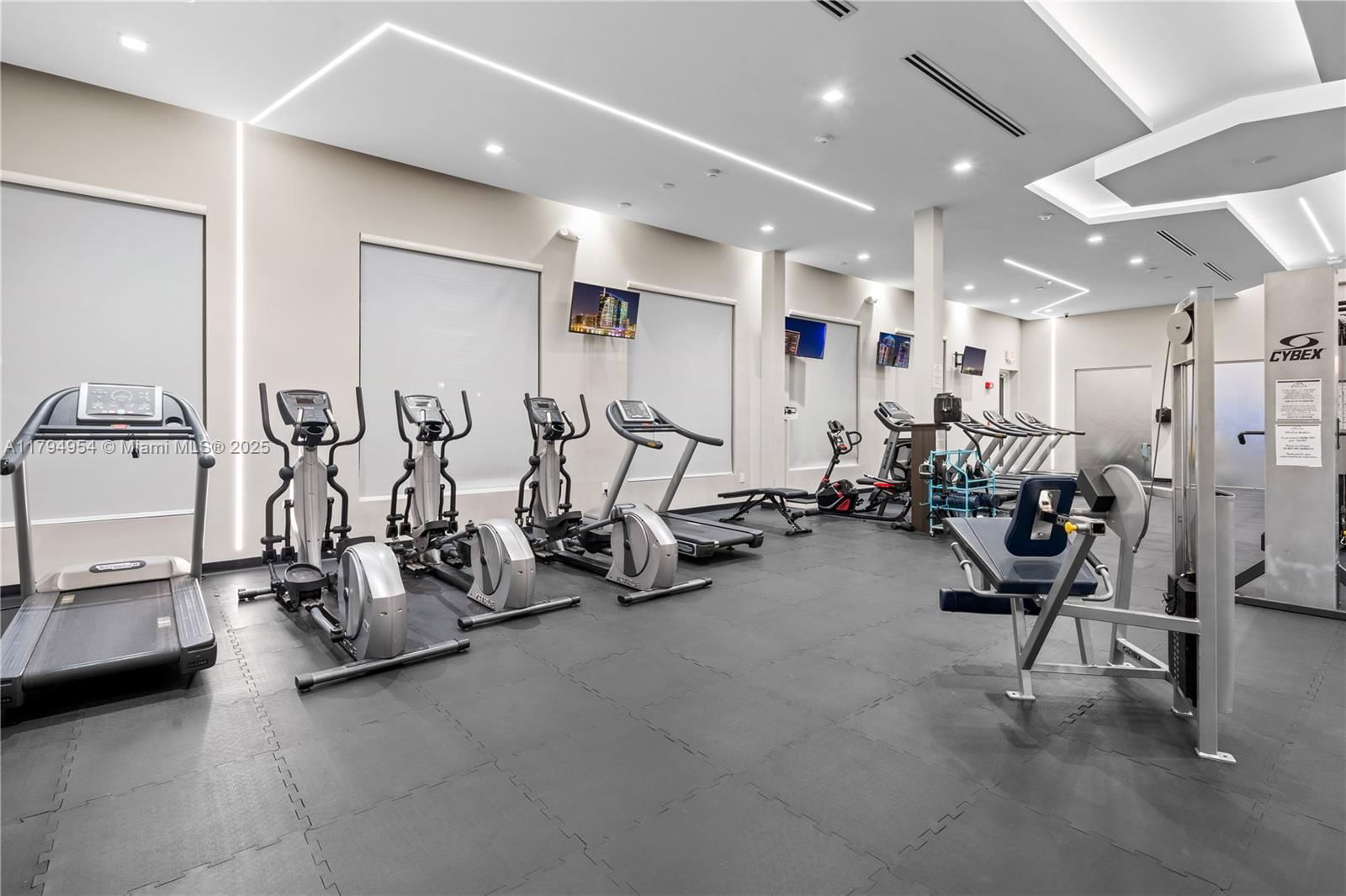 Real estate property located at 3064 1st Dr #3, Miami-dade, Fiji Condo No 3, Homestead, FL