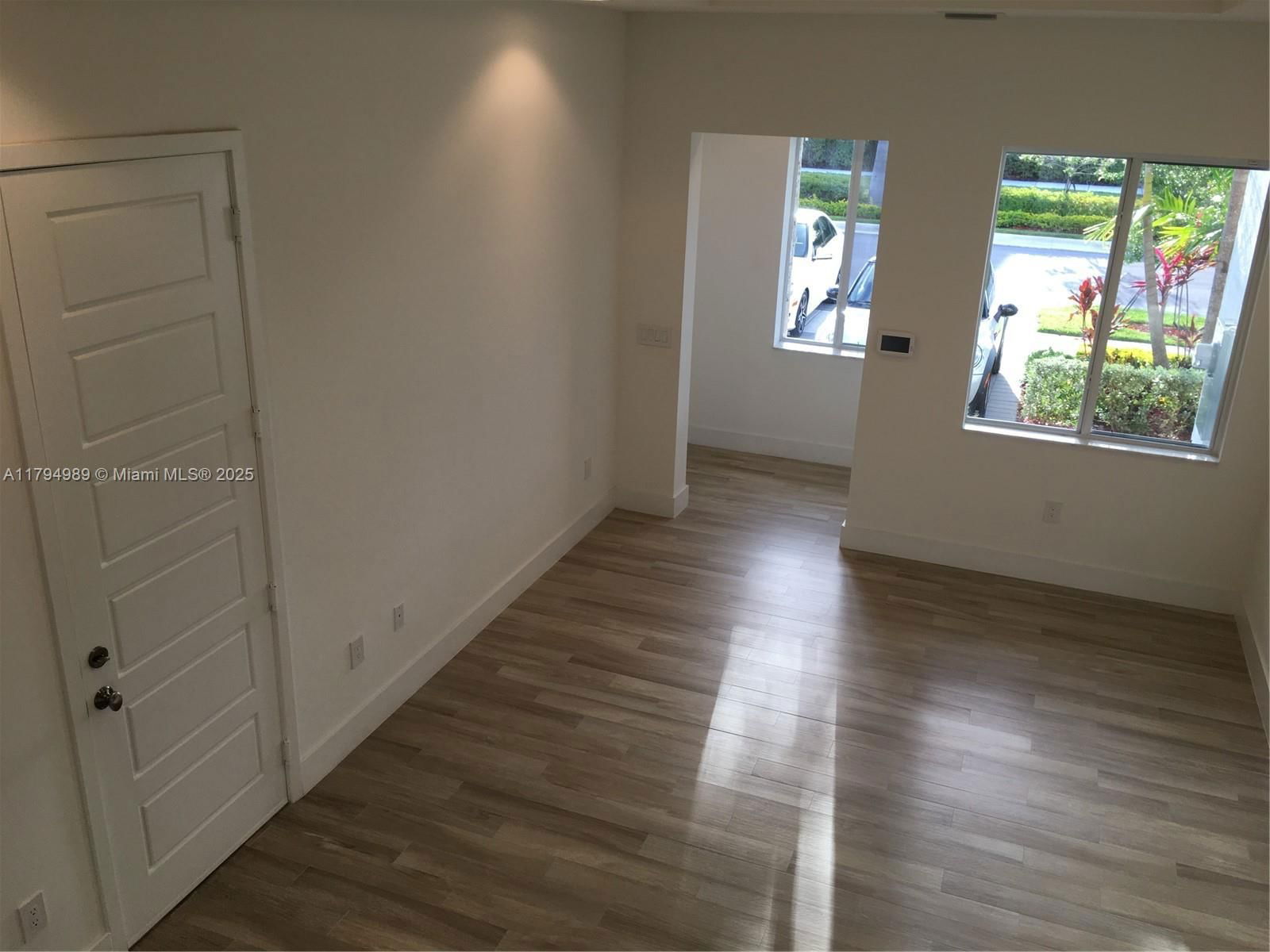 Real estate property located at 17545 150th Ct, Miami-dade, Venetian Parc, Miami, FL
