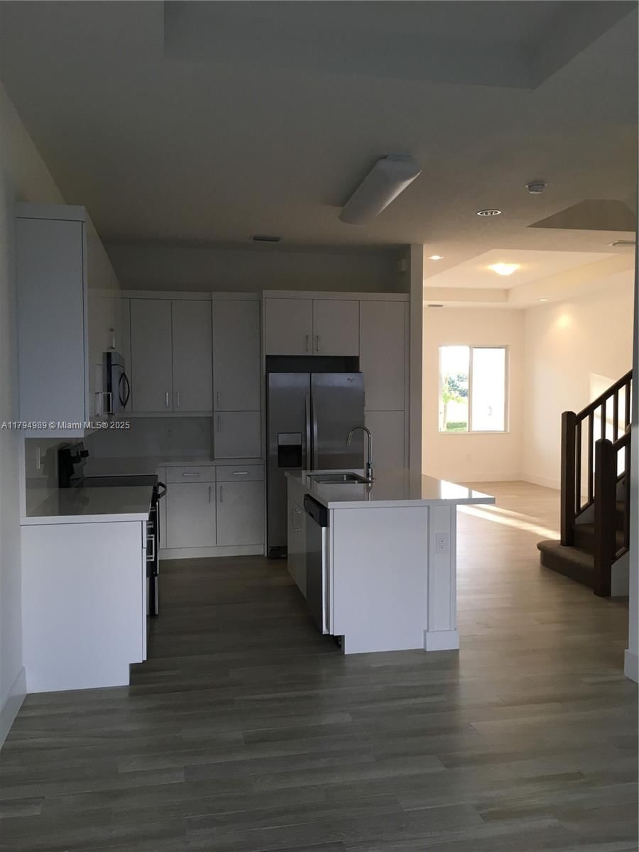 Real estate property located at 17545 150th Ct, Miami-dade, Venetian Parc, Miami, FL