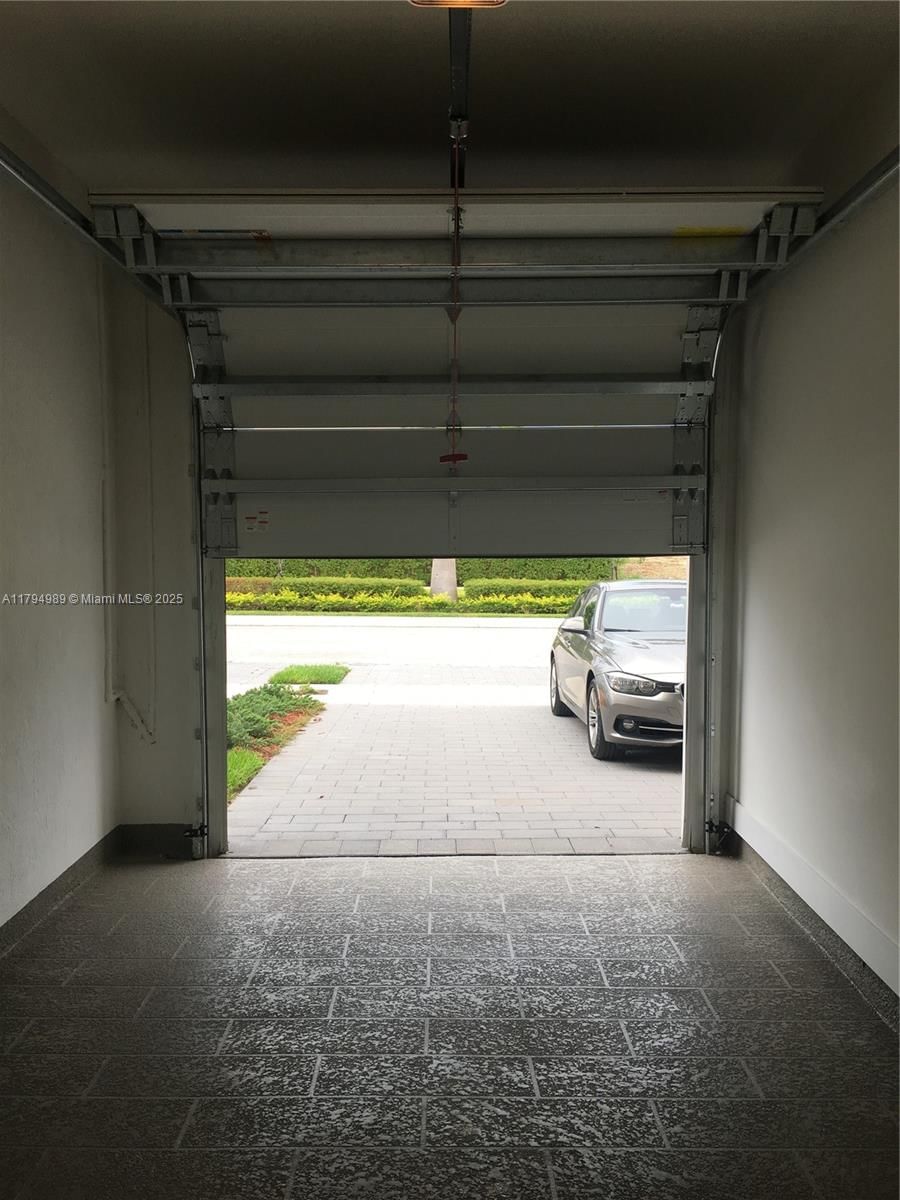 Real estate property located at 17545 150th Ct, Miami-dade, Venetian Parc, Miami, FL