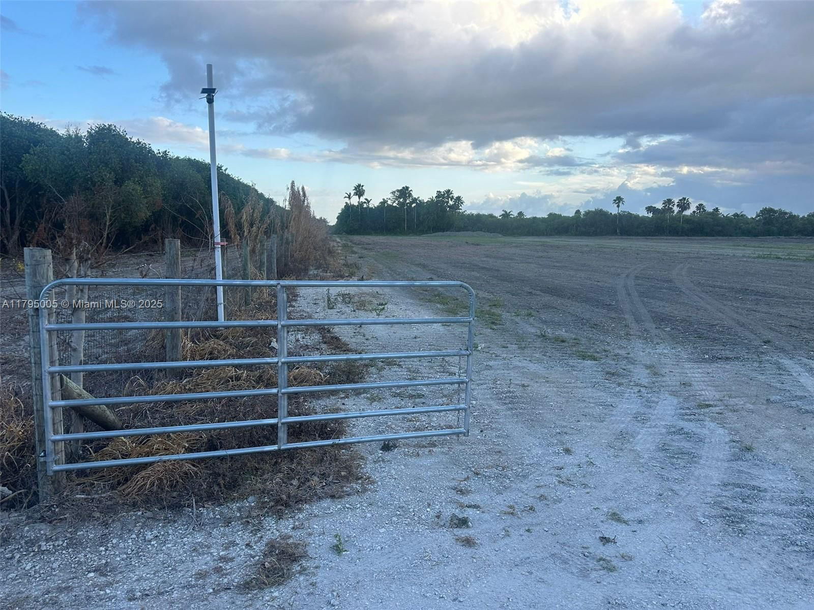 Real estate property located at 30-7836-000-0300, Miami-dade, Florida City, Florida City, FL