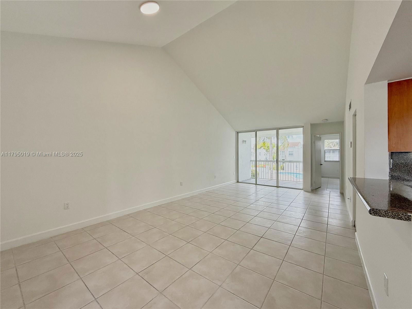 Real estate property located at 9745 48th Ter #326, Miami-dade, The Greens At Doral Condo, Doral, FL