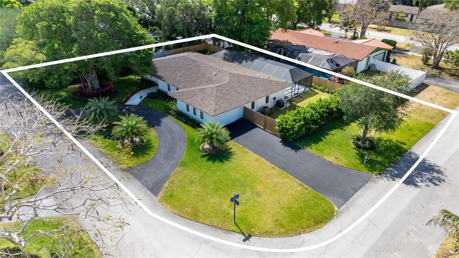 Real estate property located at 7638 167th St, Miami-dade, Cutler Homesites, Palmetto Bay, FL