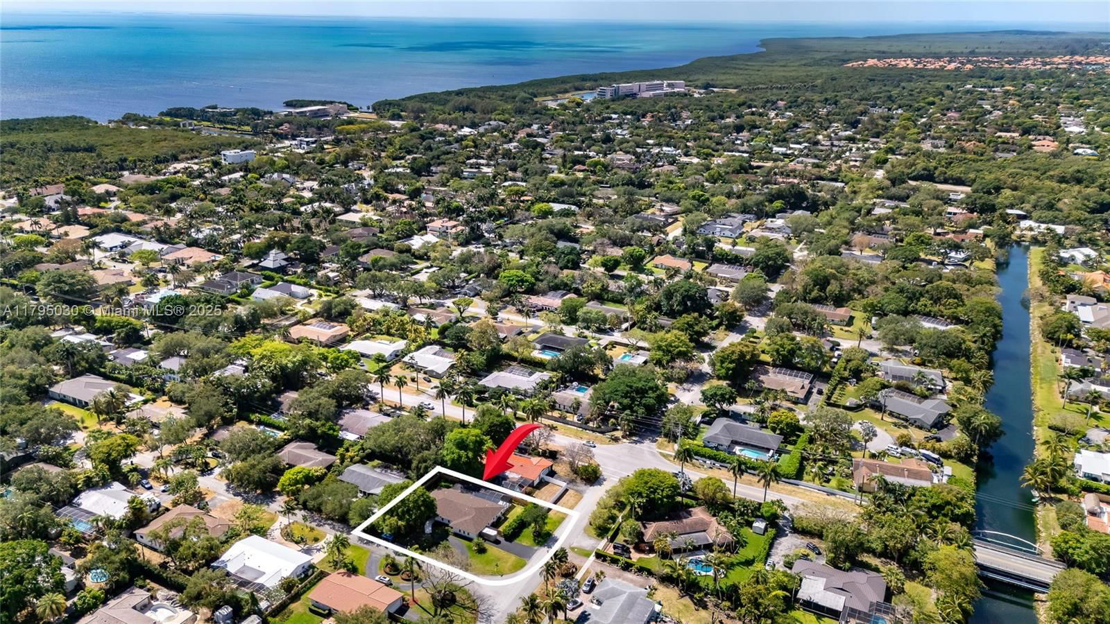 Real estate property located at 7638 167th St, Miami-dade, Cutler Homesites, Palmetto Bay, FL
