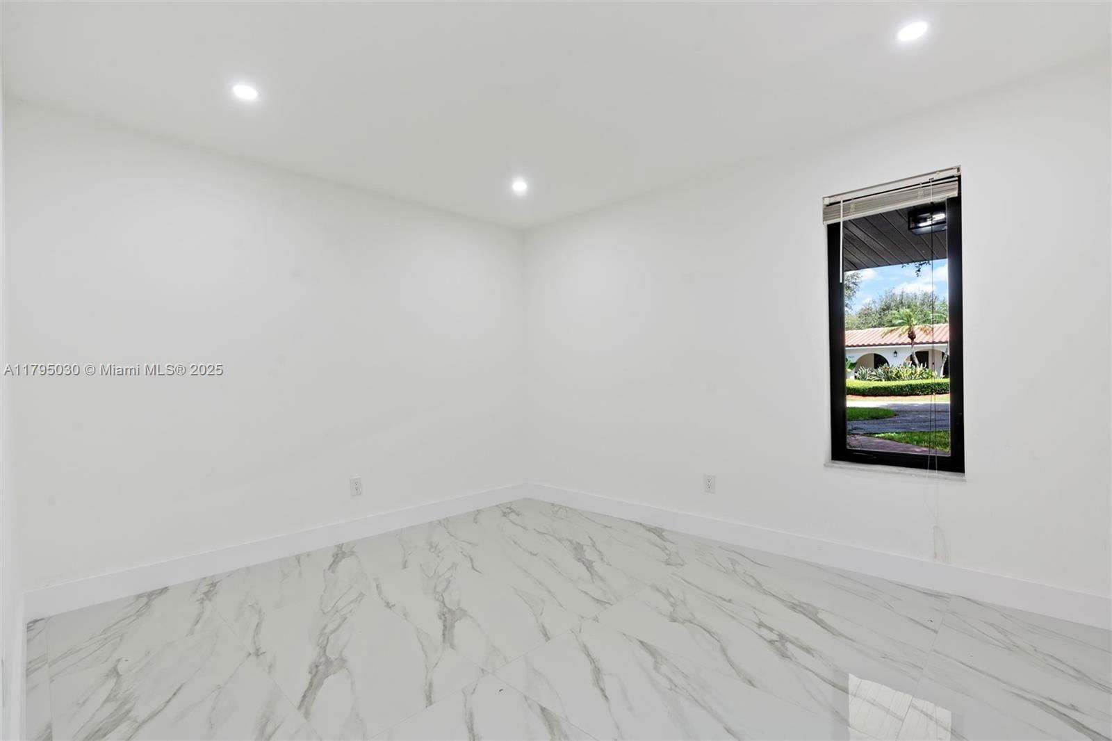Real estate property located at 7638 167th St, Miami-dade, Cutler Homesites, Palmetto Bay, FL