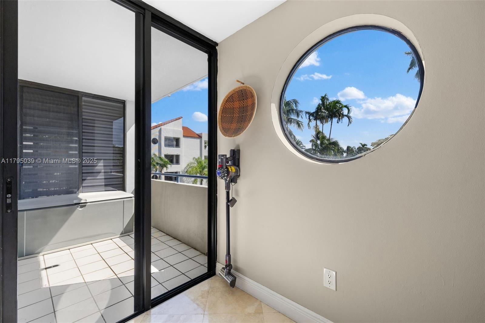 Real estate property located at 21075 34th Ave #306-2, Miami-dade, Spinnaker Bay At The Wate, Aventura, FL