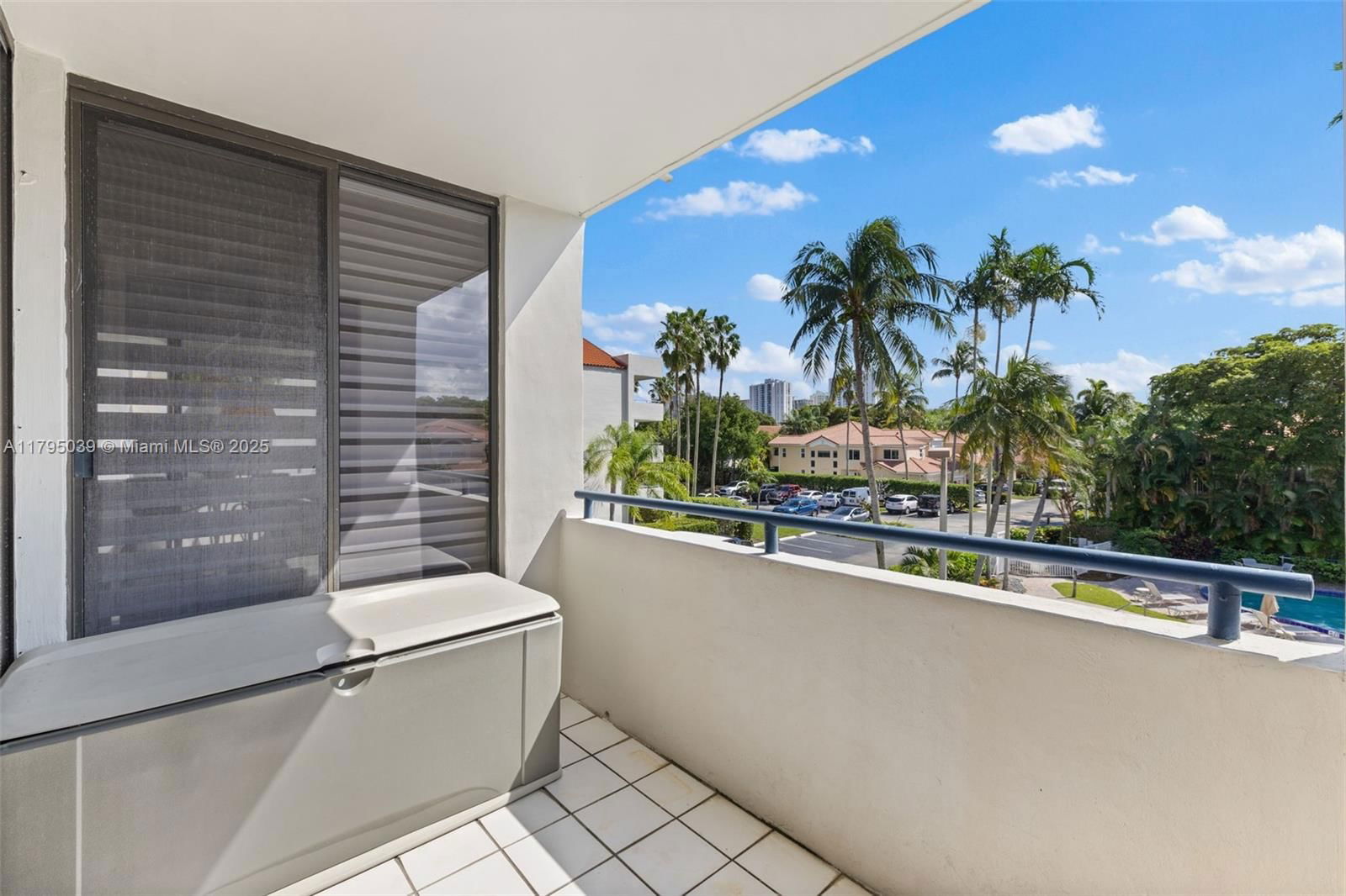 Real estate property located at 21075 34th Ave #306-2, Miami-dade, Spinnaker Bay At The Wate, Aventura, FL