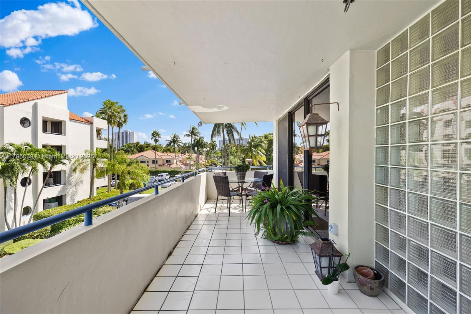 Real estate property located at 21075 34th Ave #306-2, Miami-dade, Spinnaker Bay At The Wate, Aventura, FL