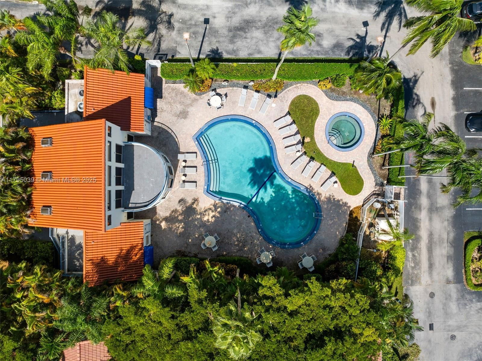 Real estate property located at 21075 34th Ave #306-2, Miami-dade, Spinnaker Bay At The Wate, Aventura, FL