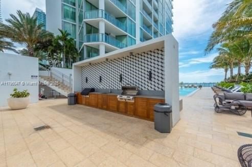 Real estate property located at 2900 7th Ave #1705, Miami-dade, Biscayne Beach Condo, Miami, FL