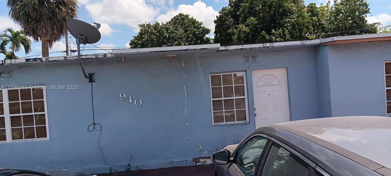 Real estate property located at 940 9th Pl, Miami-dade, Sun-tan Village Sec 4, Hialeah, FL