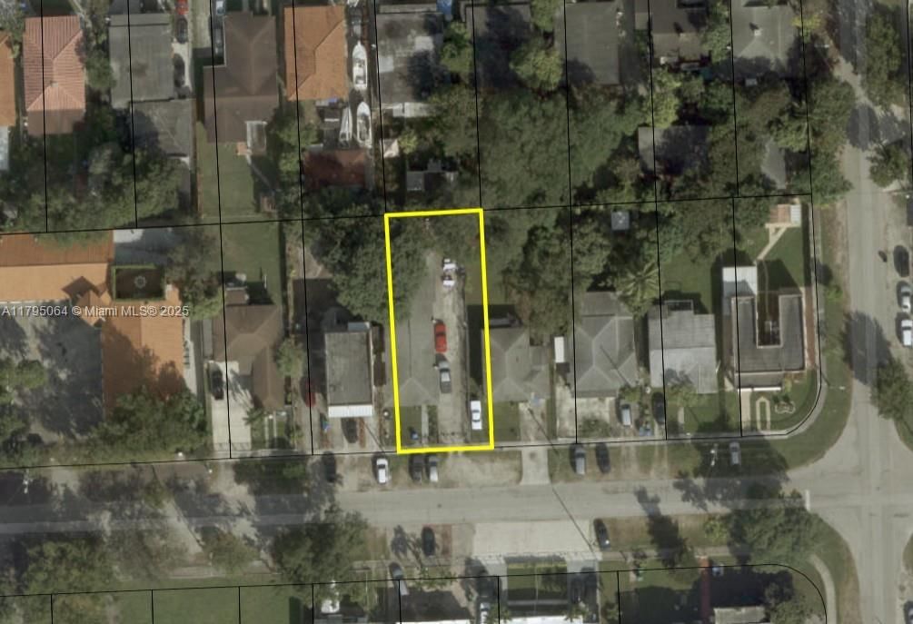 Real estate property located at 2535 34th St, Miami-dade, Melrose Heights, Miami, FL