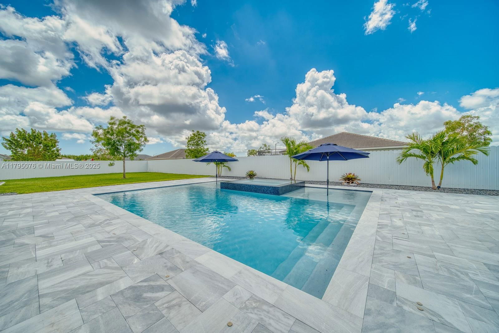 Real estate property located at 15978 276th St, Miami-dade, Las Palmas Iii, Homestead, FL