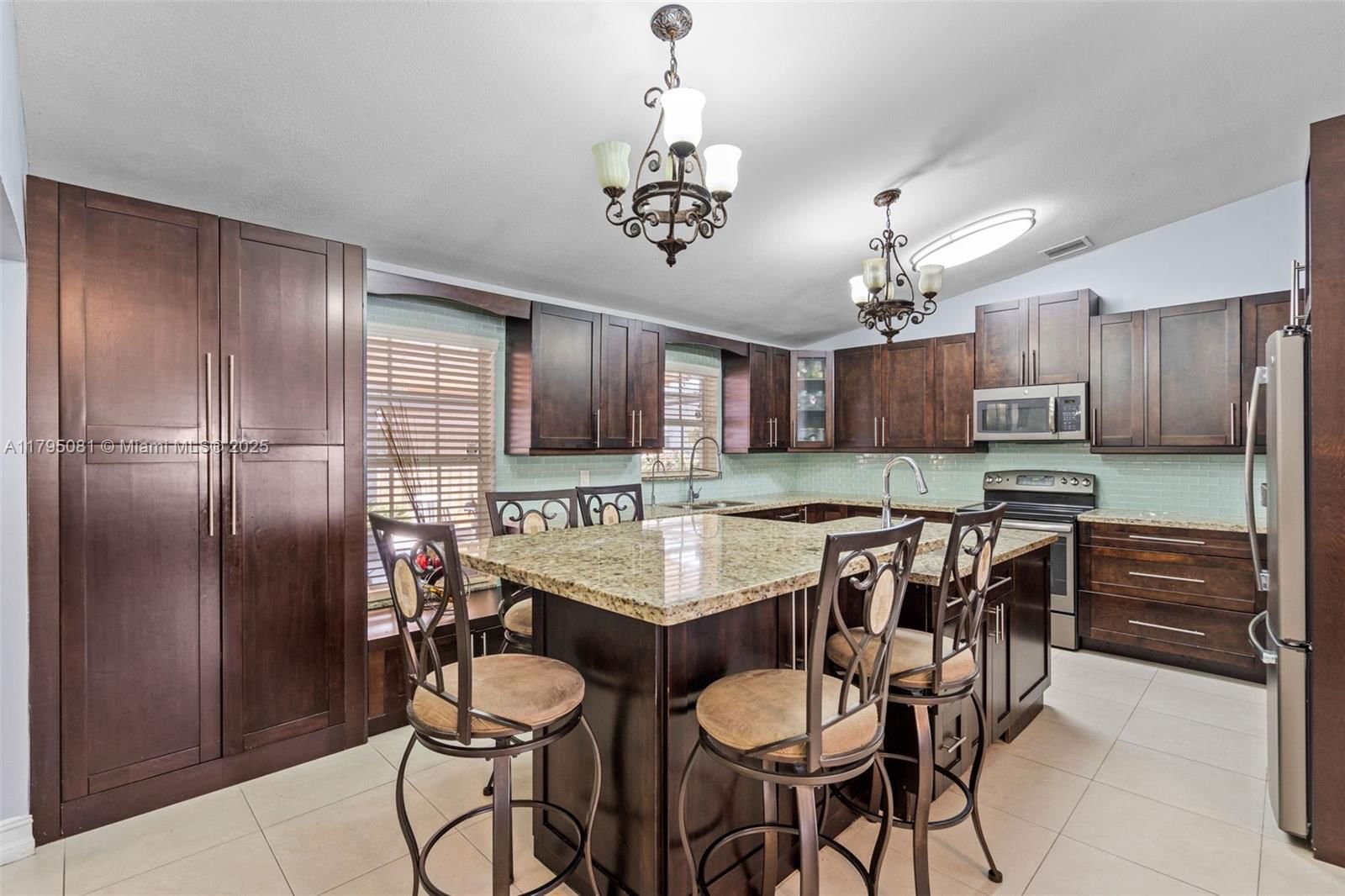 Real estate property located at 13842 285th St, Miami-dade, Hartford Place, Homestead, FL