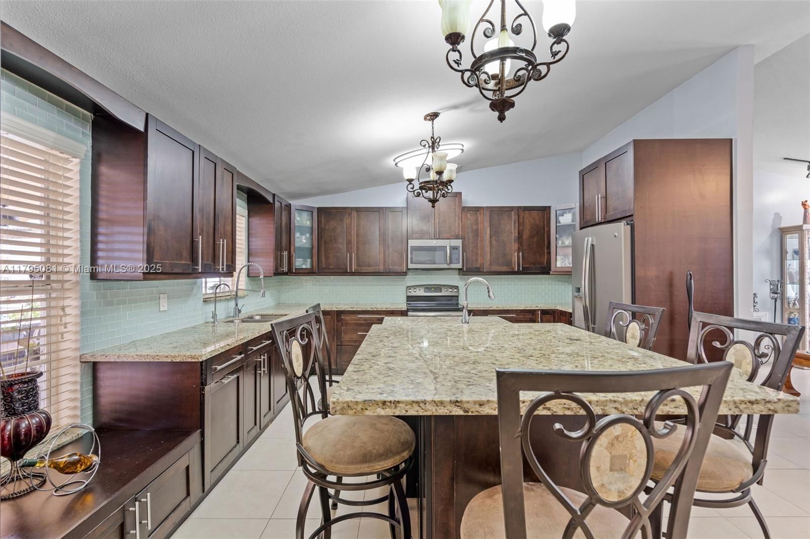 Real estate property located at 13842 285th St, Miami-dade, Hartford Place, Homestead, FL